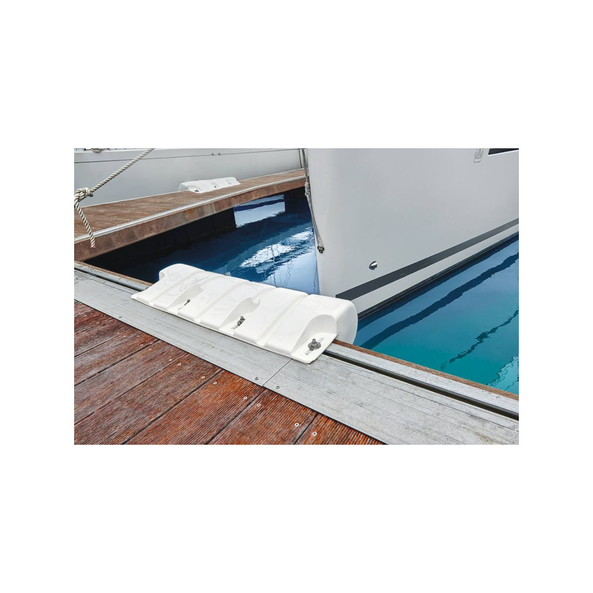 Plastimo Stegfender Weiß für Ponton
